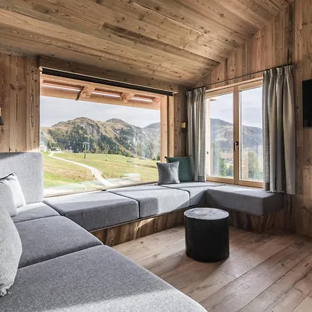 Cooper I Diamantidi - Modern Mountain In The Dolomites
