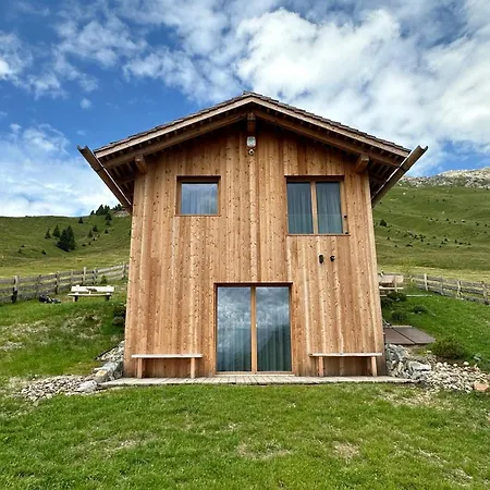 Cooper I Diamantidi - Modern Mountain In The Dolomites Chalet *